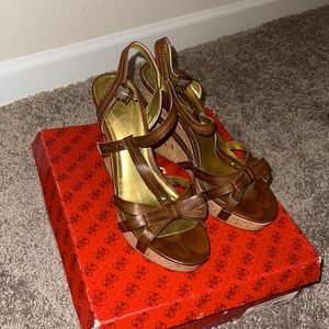 Guess brown wedges